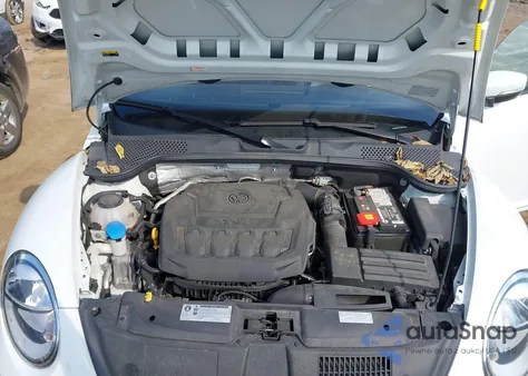 2018 Volkswagen Beetle 2.0T Coast/2.0T S z USA, uszkodzony, nr VIN 3VWFD7AT1JM707989